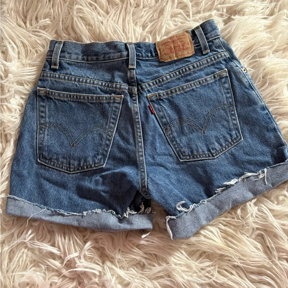Levi’s 550 Relaxed Fit High Rise Denim Shorts Size 8 M - Picture 1 of 6